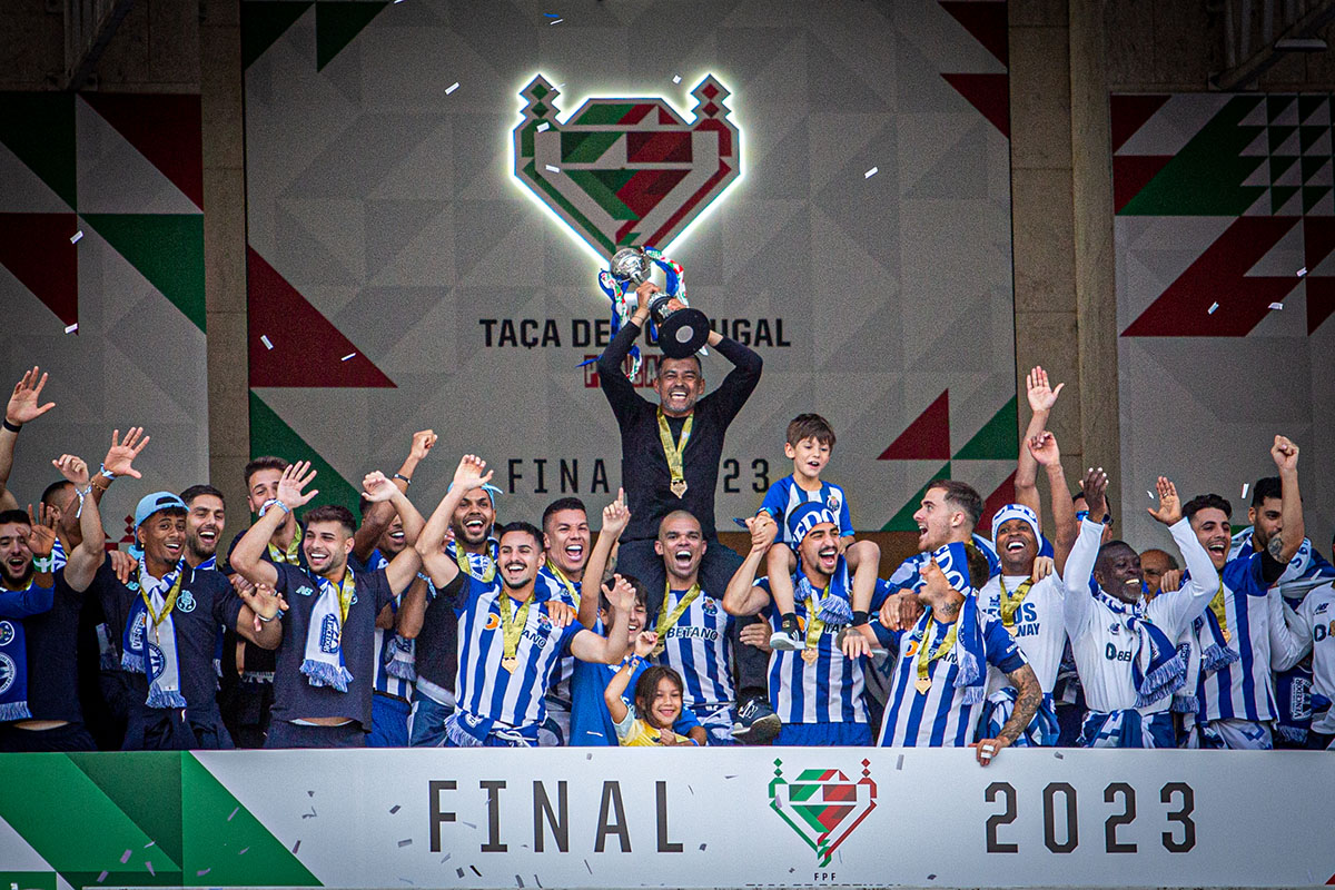 FC Porto vence o SC Braga (2-0) e conquista a Taça…