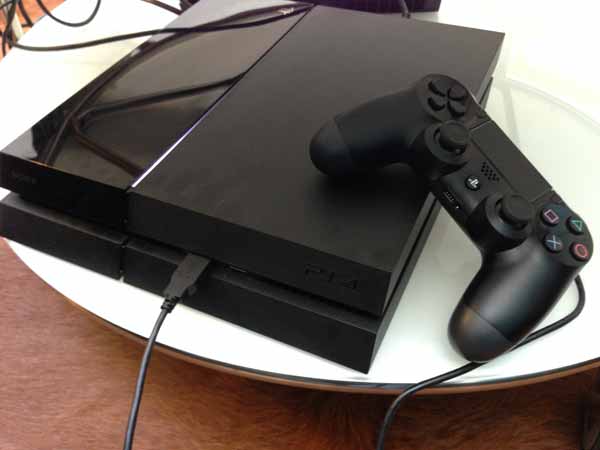 PlayStation 4 esgota em várias lojas lusas
